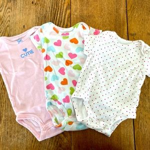 Carter’s onesie bundle